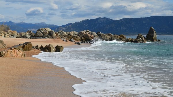 Camping de luxe de l'Ile de Ré : Quels sont les avantages par rapport à un hôtel de luxe ?