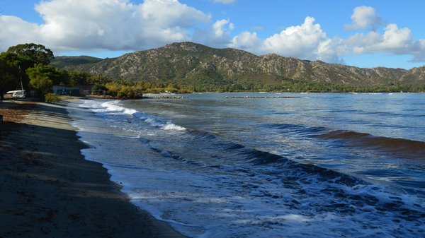 Quel hébergement de camping choisir pour ses vacances en Corse?